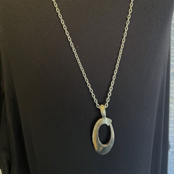 Silver-tone Oval Loop Necklace - Picture 2 of 6